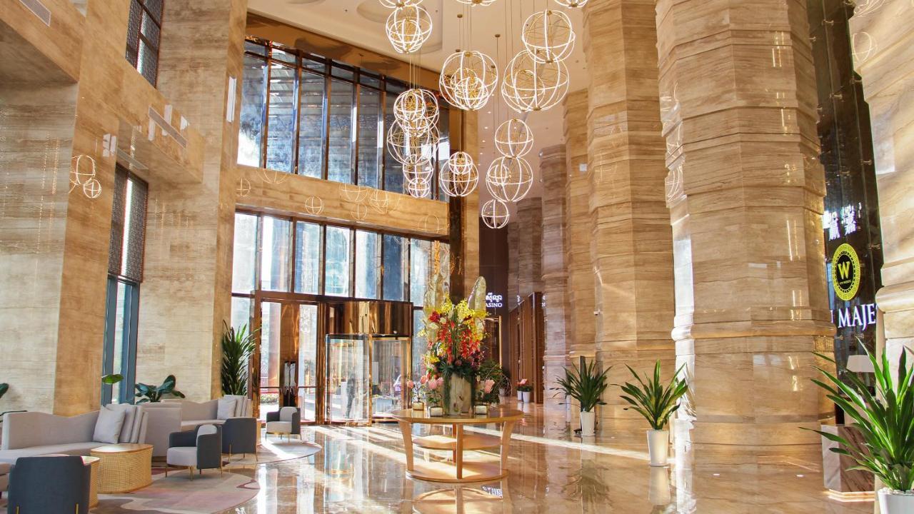 Won Majestic Cambodia โรงแรม 5*